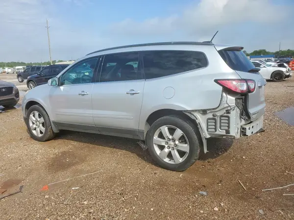 1GNKRGKD2HJ327939 2017 CHEVROLET TRAVERSE - Image 2