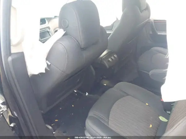 1GNKRGKD2HJ330081 2017 CHEVROLET TRAVERSE - Image 8