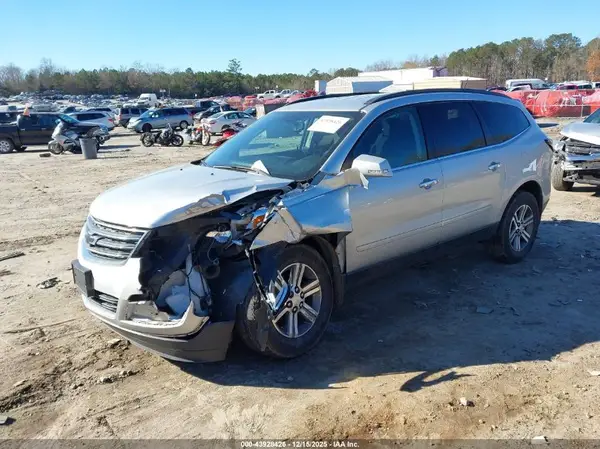 1GNKRGKD2HJ342604 2017 CHEVROLET TRAVERSE - Image 2