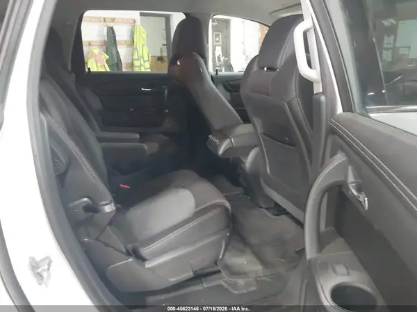 1GNKRGKD2HJ346555 2017 CHEVROLET TRAVERSE - Image 8
