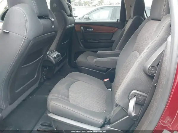 1GNKRGKD3GJ239545 2016 CHEVROLET TRAVERSE - Image 8