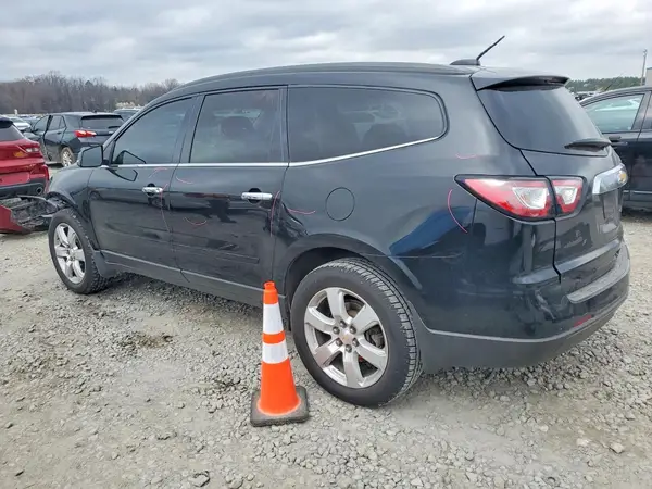 1GNKRGKD3GJ243272 2016 CHEVROLET TRAVERSE - Image 2