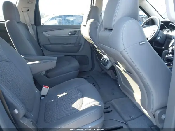 1GNKRGKD3GJ260850 2016 CHEVROLET TRAVERSE - Image 8