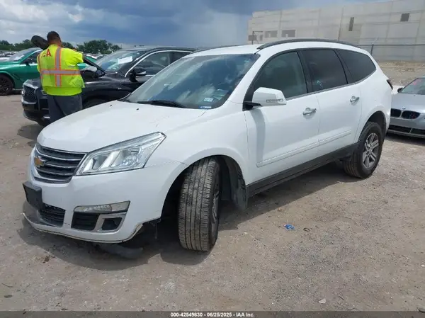 1GNKRGKD3GJ264459 2016 CHEVROLET TRAVERSE - Image 2