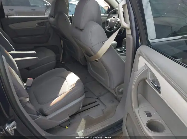 1GNKRGKD3GJ296845 2016 CHEVROLET TRAVERSE - Image 8