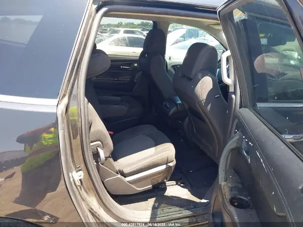 1GNKRGKD3HJ119133 2017 CHEVROLET TRAVERSE - Image 8