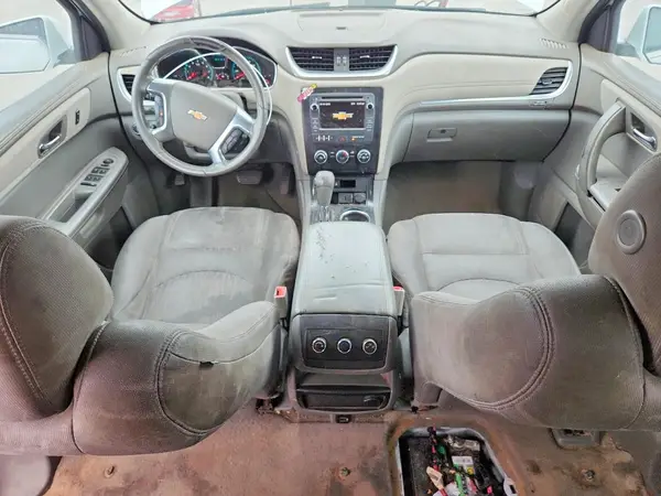 1GNKRGKD3HJ132335 2017 CHEVROLET TRAVERSE - Image 8