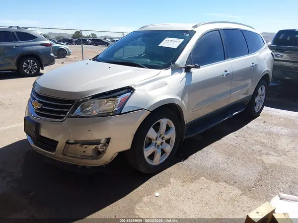 1GNKRGKD3HJ154738 2017 CHEVROLET TRAVERSE - Image 2