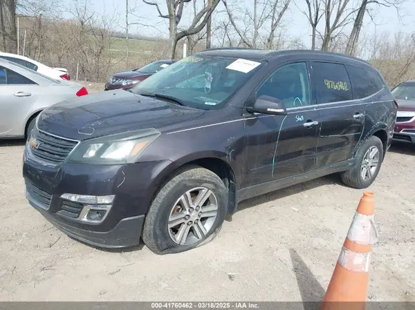1GNKRGKD3HJ192194 2017 CHEVROLET TRAVERSE - Image 2