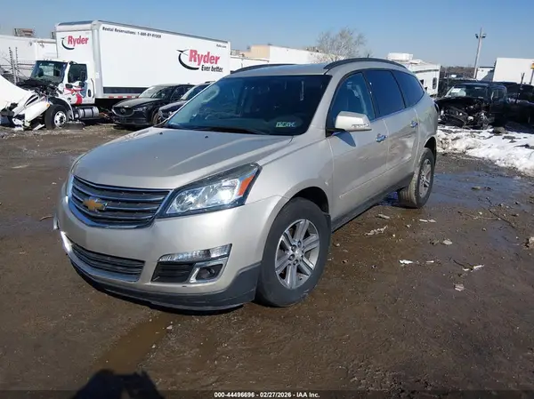 1GNKRGKD3HJ205087 2017 CHEVROLET TRAVERSE - Image 2