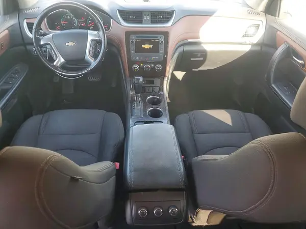 1GNKRGKD3HJ221306 2017 CHEVROLET TRAVERSE - Image 8