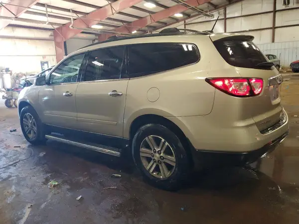1GNKRGKD3HJ262244 2017 CHEVROLET TRAVERSE - Image 2