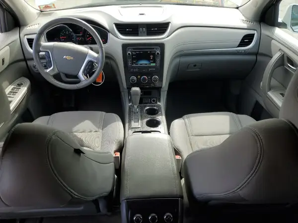 1GNKRGKD3HJ283188 2017 CHEVROLET TRAVERSE - Image 8