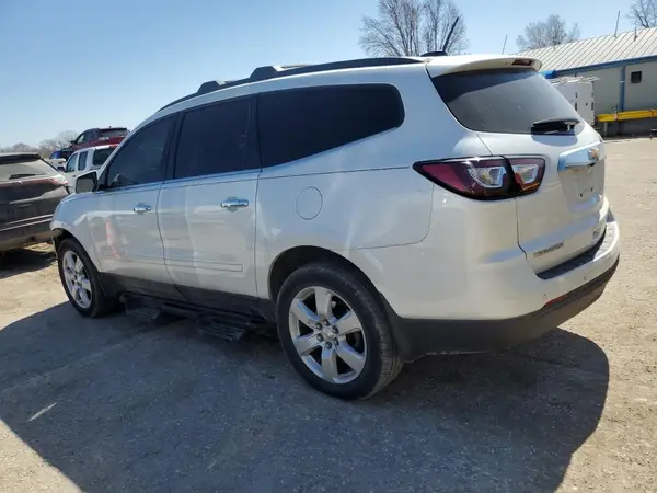 1GNKRGKD3HJ296166 2017 CHEVROLET TRAVERSE - Image 2
