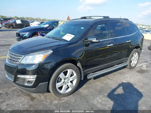 1GNKRGKD3HJ327545 2017 CHEVROLET TRAVERSE - Image 2