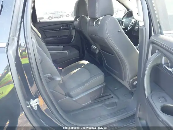 1GNKRGKD3HJ327545 2017 CHEVROLET TRAVERSE - Image 8