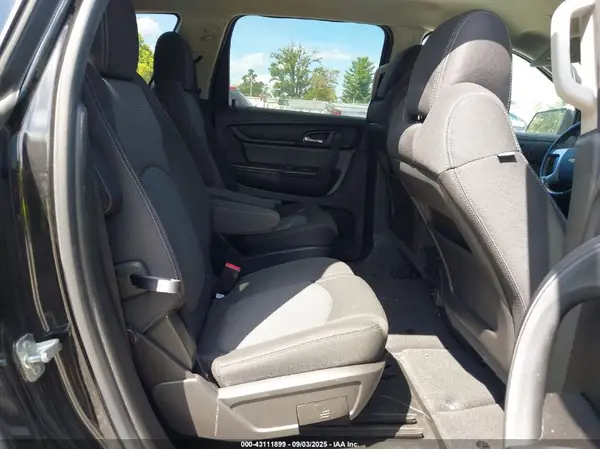1GNKRGKD3HJ347925 2017 CHEVROLET TRAVERSE - Image 8