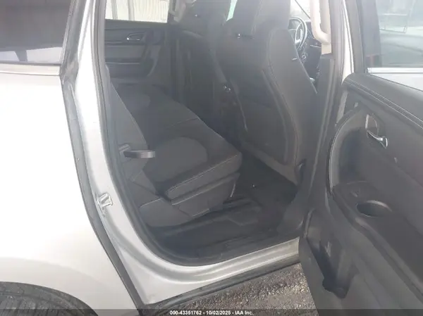 1GNKRGKD3HJ353272 2017 CHEVROLET TRAVERSE - Image 8