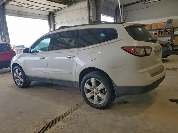 1GNKRGKD4GJ201886 2016 CHEVROLET TRAVERSE - Image 2