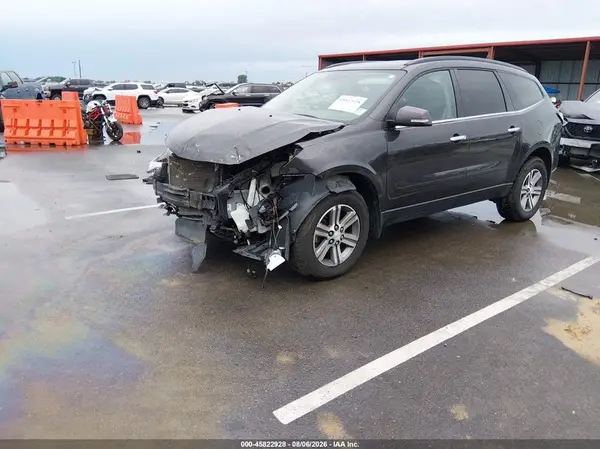 1GNKRGKD4GJ267094 2016 CHEVROLET TRAVERSE - Image 2