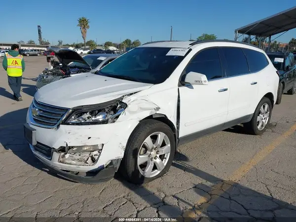 1GNKRGKD4GJ269962 2016 CHEVROLET TRAVERSE - Image 2