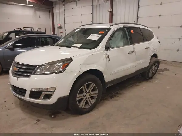 1GNKRGKD4GJ275437 2016 CHEVROLET TRAVERSE - Image 2