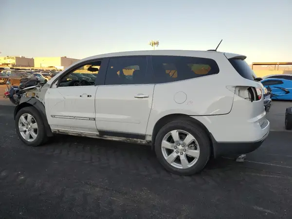 1GNKRGKD4GJ307271 2016 CHEVROLET TRAVERSE - Image 2