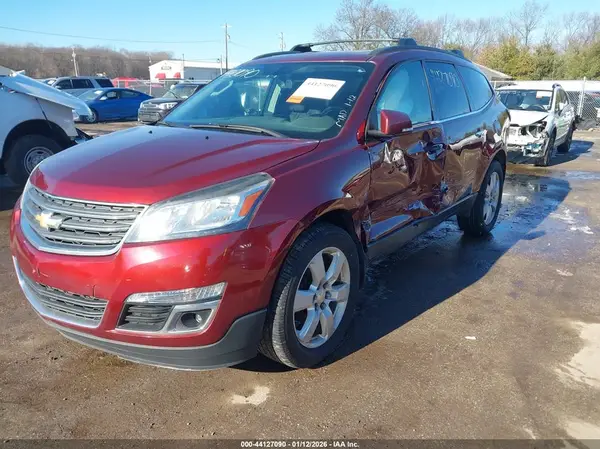 1GNKRGKD4HJ154165 2017 CHEVROLET TRAVERSE - Image 2