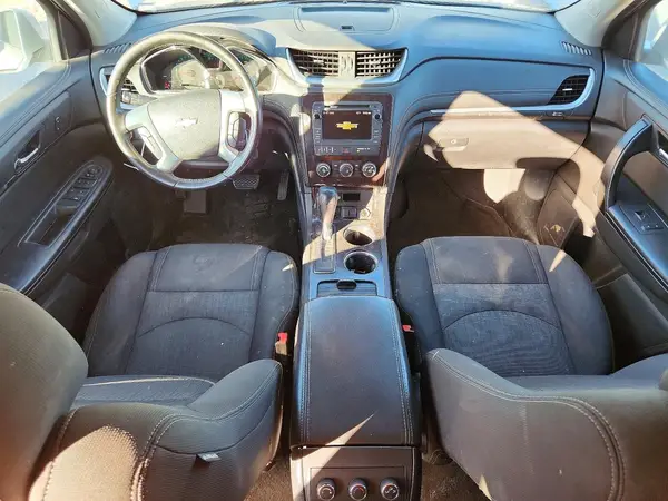 1GNKRGKD4HJ159348 2017 CHEVROLET TRAVERSE - Image 8