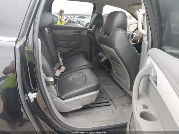 1GNKRGKD4HJ201968 2017 CHEVROLET TRAVERSE - Image 8