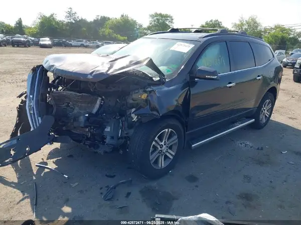1GNKRGKD4HJ213263 2017 CHEVROLET TRAVERSE - Image 2