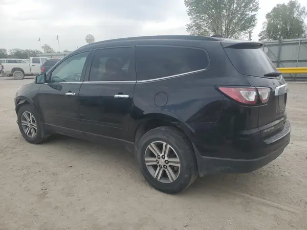 1GNKRGKD4HJ217930 2017 CHEVROLET TRAVERSE - Image 2