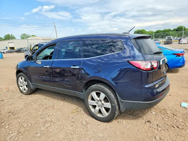 1GNKRGKD4HJ224635 2017 CHEVROLET TRAVERSE - Image 2
