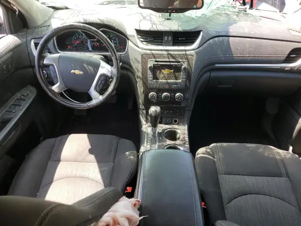 1GNKRGKD4HJ233058 2017 CHEVROLET TRAVERSE - Image 8
