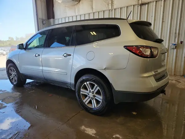 1GNKRGKD4HJ238485 2017 CHEVROLET TRAVERSE - Image 2