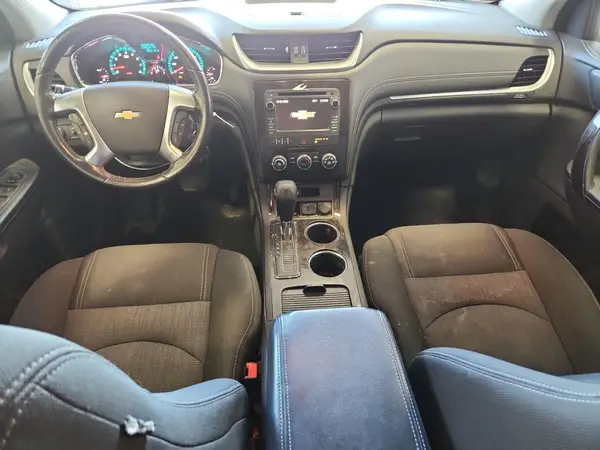 1GNKRGKD4HJ238485 2017 CHEVROLET TRAVERSE - Image 8