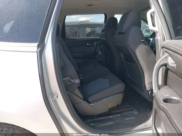 1GNKRGKD4HJ292885 2017 CHEVROLET TRAVERSE - Image 8