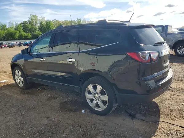 1GNKRGKD4HJ333113 2017 CHEVROLET TRAVERSE - Image 2