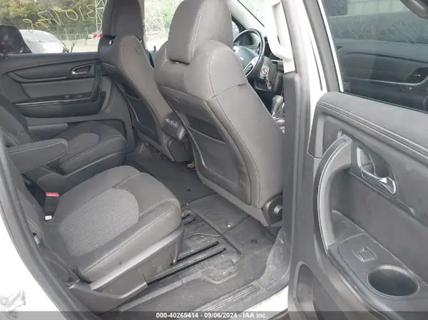 1GNKRGKD4HJ338716 2017 CHEVROLET TRAVERSE - Image 8