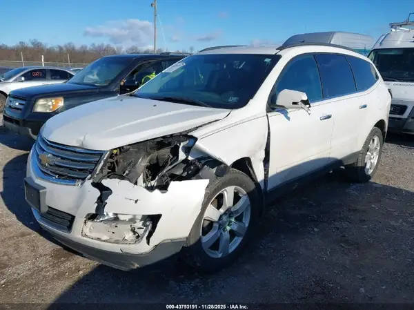 1GNKRGKD5GJ203937 2016 CHEVROLET TRAVERSE - Image 2