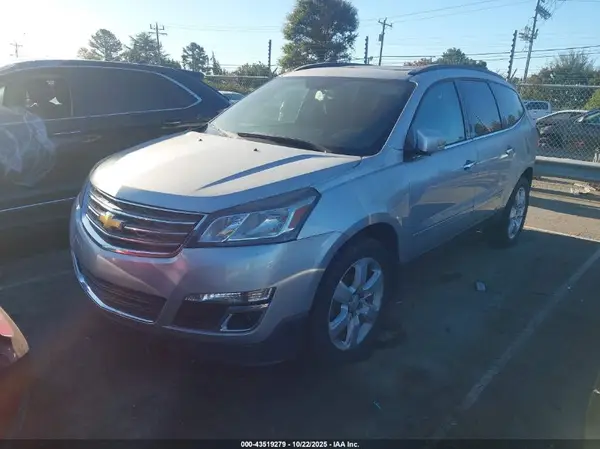 1GNKRGKD5GJ206417 2016 CHEVROLET TRAVERSE - Image 2