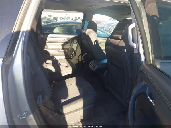 1GNKRGKD5GJ206417 2016 CHEVROLET TRAVERSE - Image 8