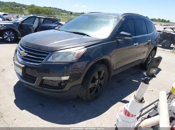1GNKRGKD5GJ250384 2016 CHEVROLET TRAVERSE - Image 2