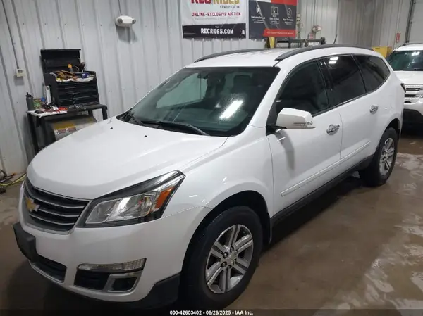 1GNKRGKD5GJ250823 2016 CHEVROLET TRAVERSE - Image 2