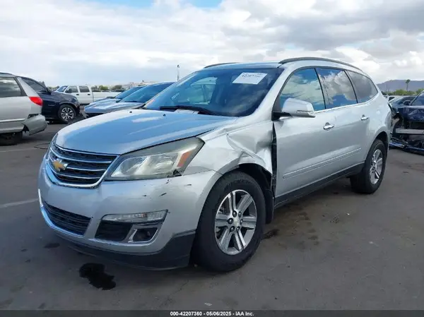 1GNKRGKD5GJ304525 2016 CHEVROLET TRAVERSE - Image 2