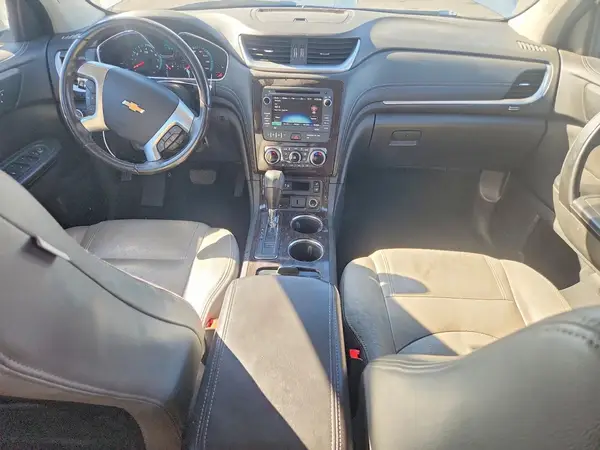 1GNKRGKD5HJ104522 2017 CHEVROLET TRAVERSE - Image 8