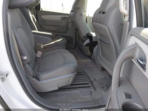 1GNKRGKD5HJ106397 2017 CHEVROLET TRAVERSE - Image 8