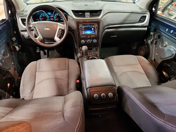 1GNKRGKD5HJ125256 2017 CHEVROLET TRAVERSE - Image 8