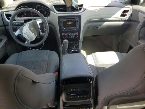 1GNKRGKD5HJ130473 2017 CHEVROLET TRAVERSE - Image 8