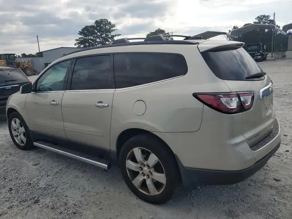 1GNKRGKD5HJ159861 2017 CHEVROLET TRAVERSE - Image 2